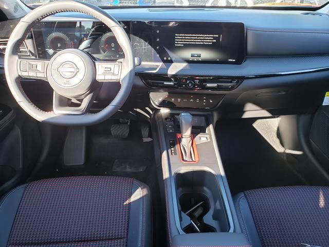 New 2026 Nissan Kicks SR w/ Cold Weather Package image 16