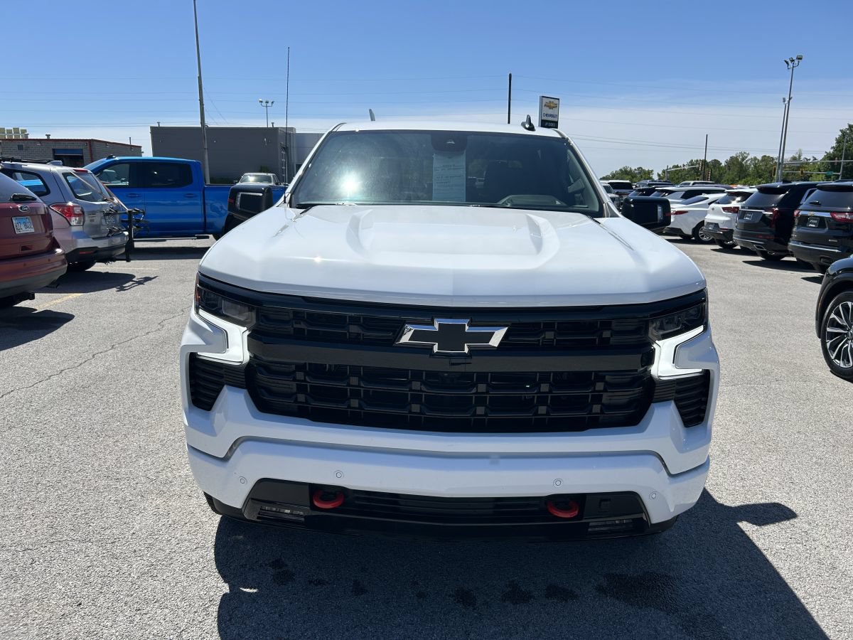 Used 2026 Chevrolet Silverado 1500 RST w/ Redline Edition AWD/4WD image 7
