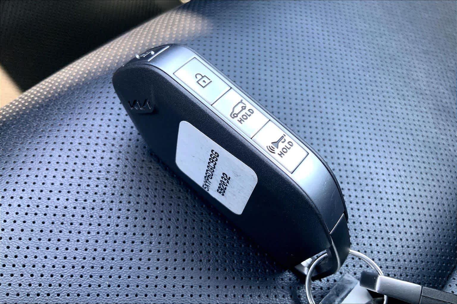 Certified 2025 Kia Telluride S AWD/4WD image 15
