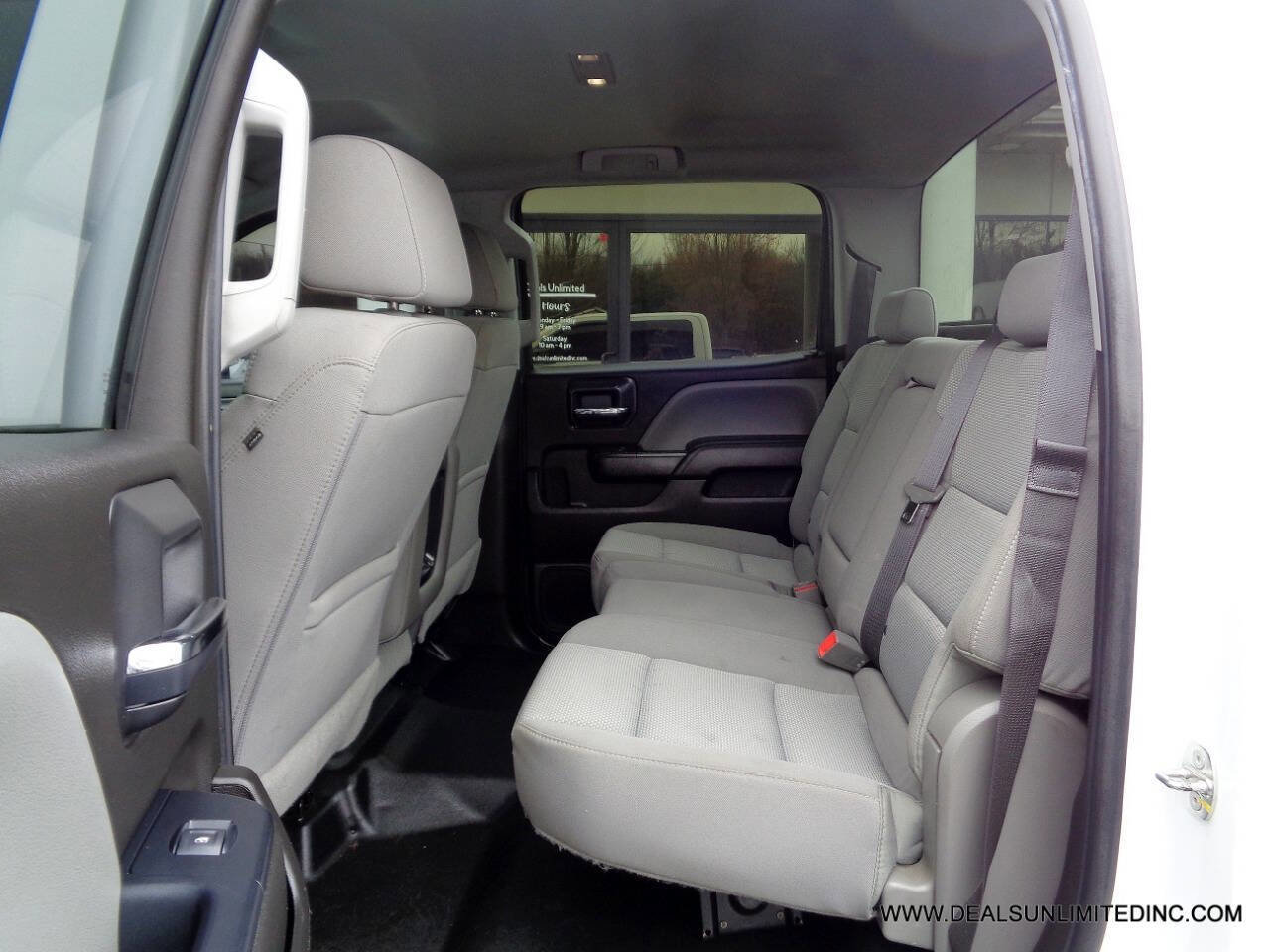 Used 2017 Chevrolet Silverado 2500 W/T w/ WT Convenience Package AWD/4WD image 19