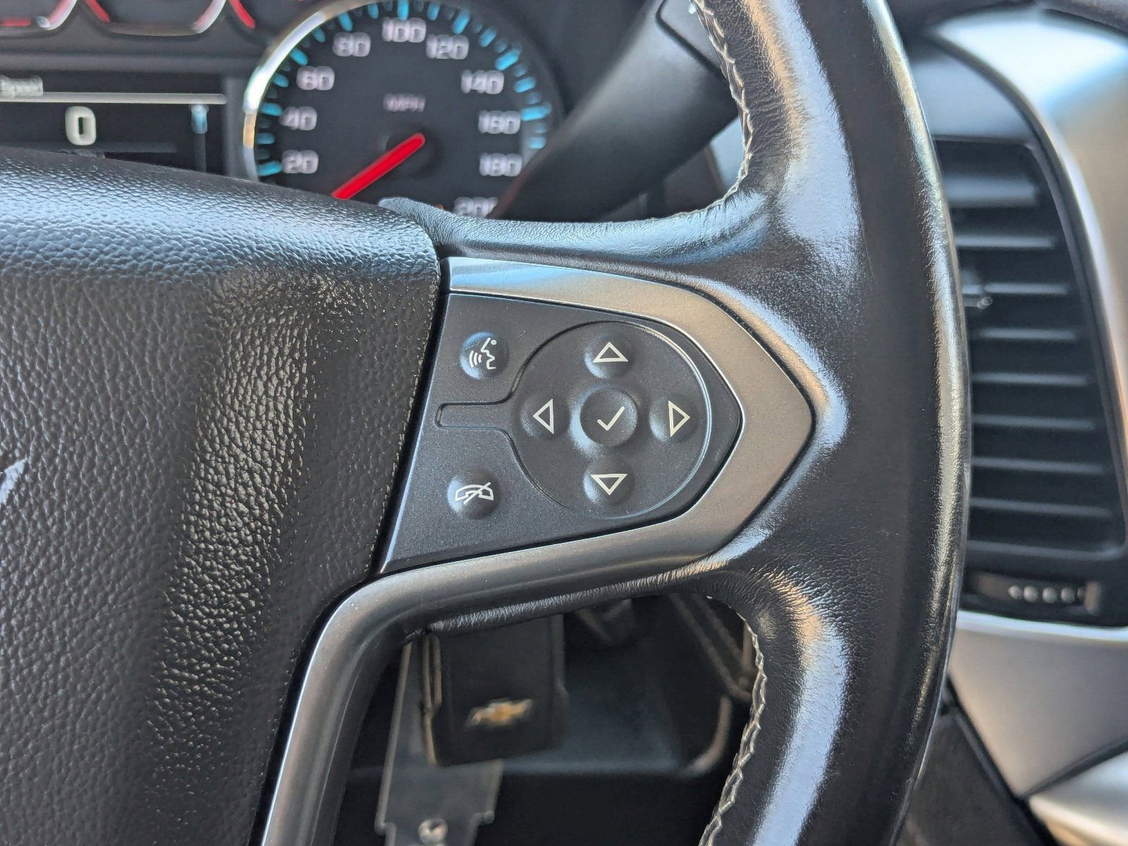 Used 2019 Chevrolet Tahoe LS AWD/4WD image 24