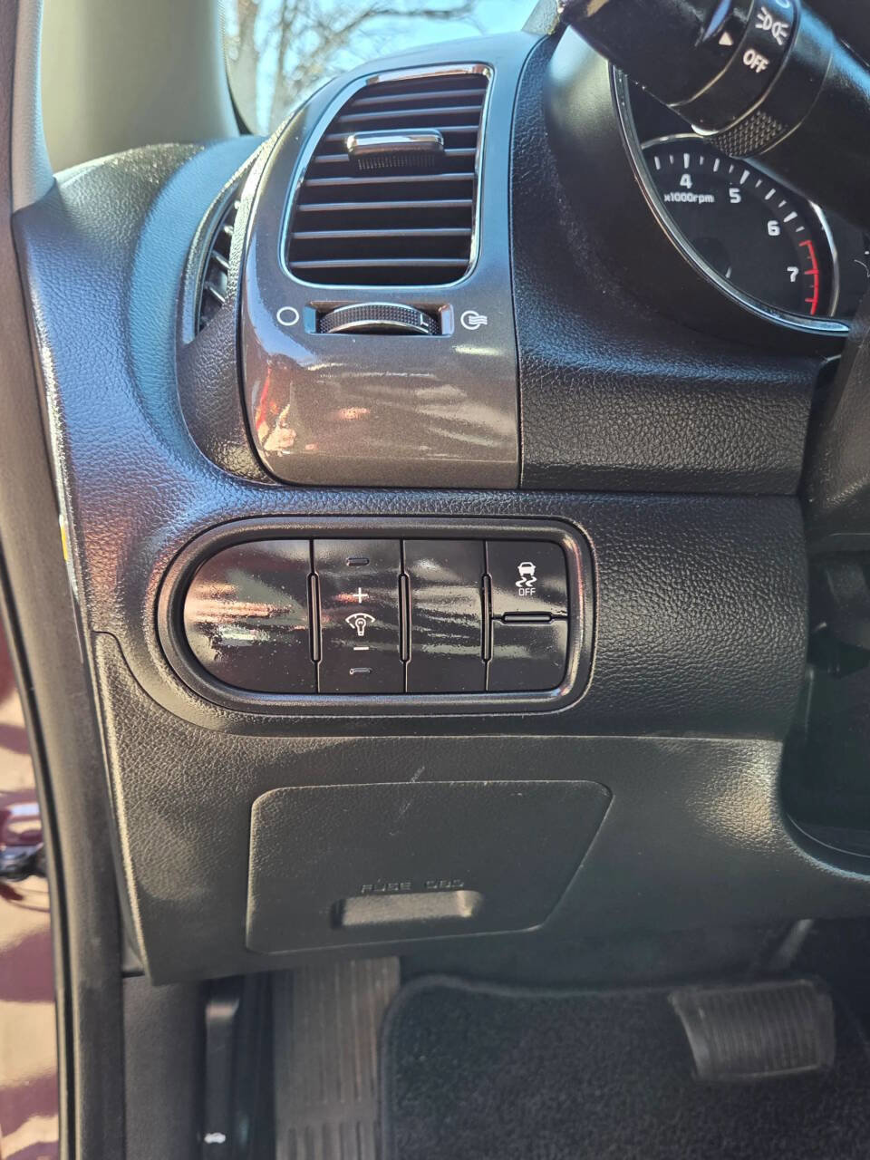 Used 2018 Kia Forte LX image 15