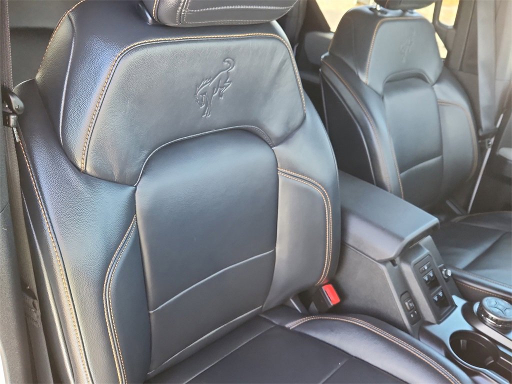 Used 2023 Ford Bronco Badlands image 16