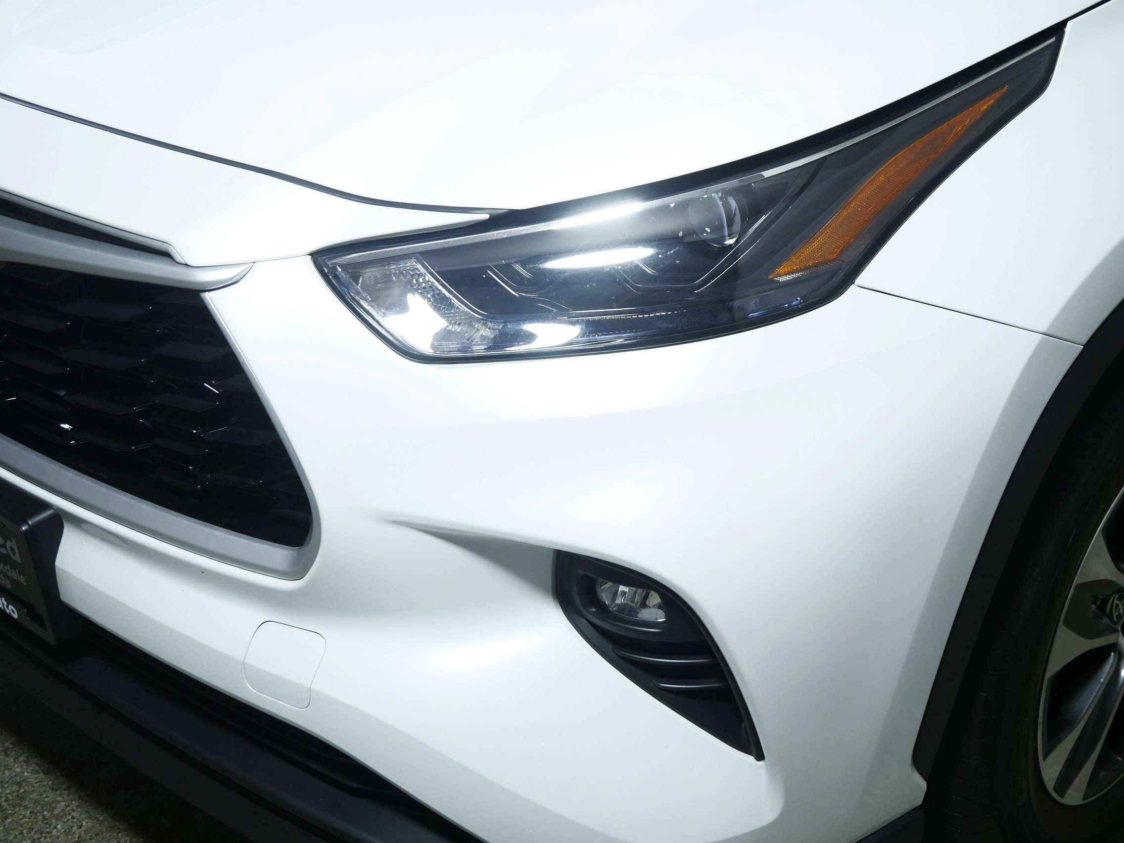 Used 2022 Toyota Highlander XLE image 16