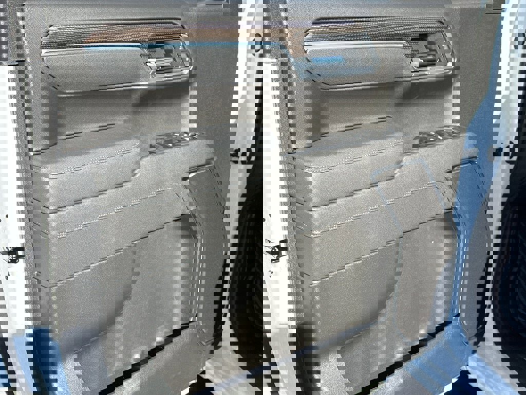 New 2026 Chevrolet Silverado 1500 LT w/ Z71 Off-Road Package image 9