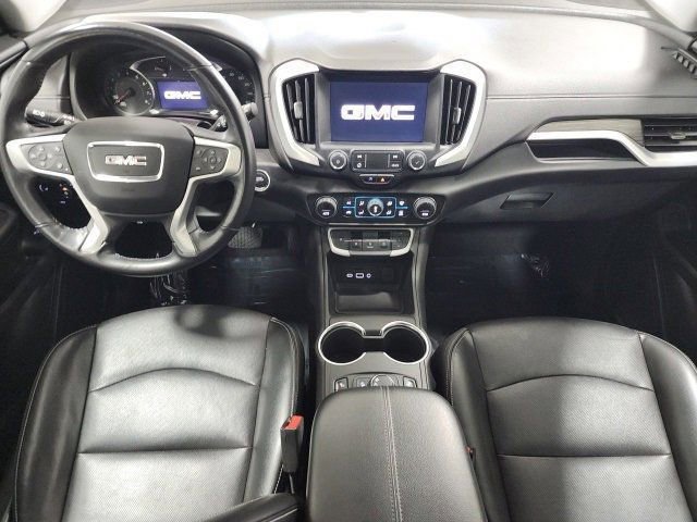 Used 2022 GMC Terrain SLT w/ Elevation Edition image 2