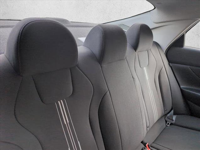 Certified 2024 Hyundai Elantra Blue image 22