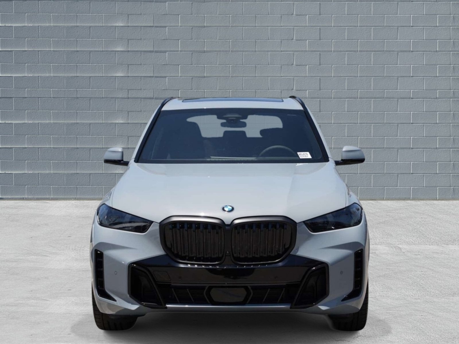 Used 2026 BMW X5 sDrive40i w/ M Sport Package RWD image 2