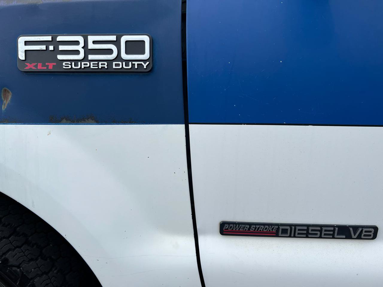 Used 2000 Ford F350 Lariat RWD image 4