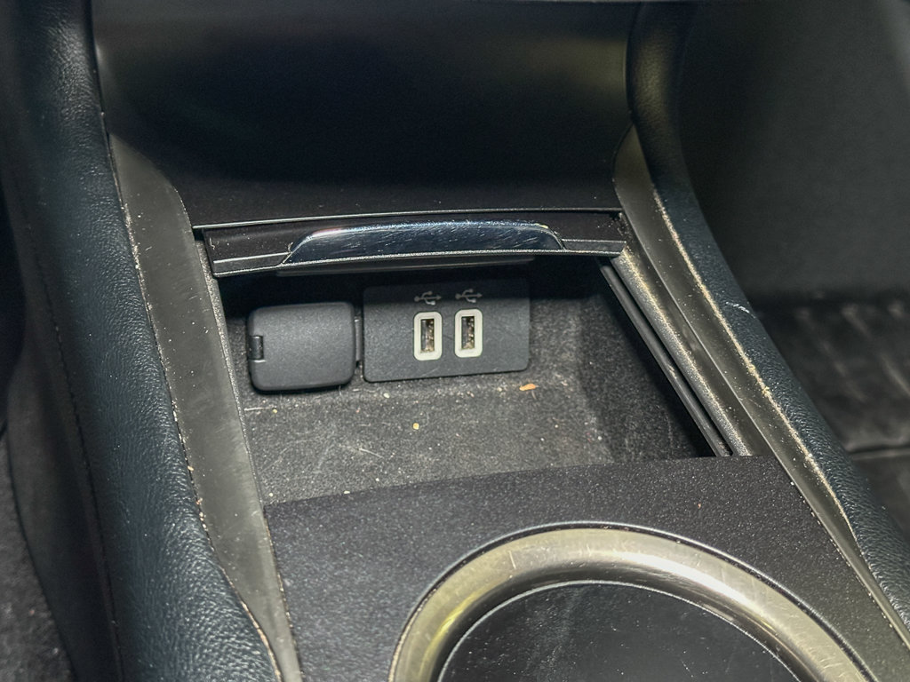 Used 2018 Lincoln MKC Select AWD/4WD image 32
