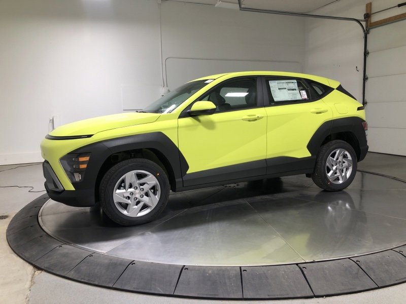 New 2026 Hyundai Kona SE image 4
