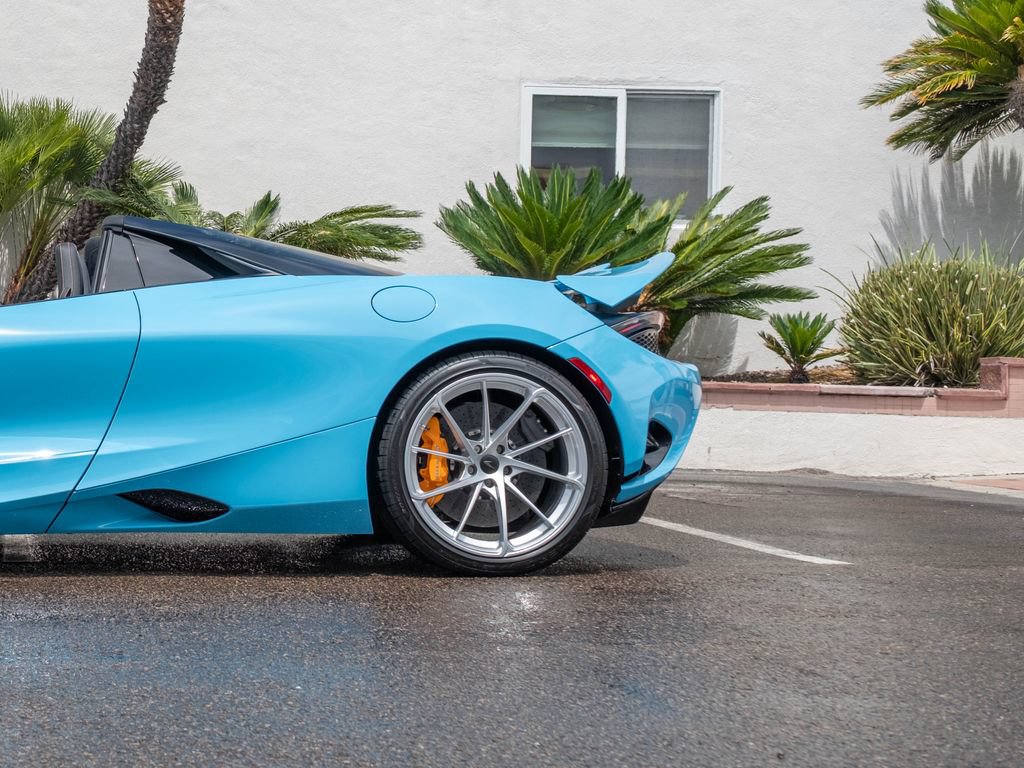 New 2026 McLaren 750S Spider RWD image 26