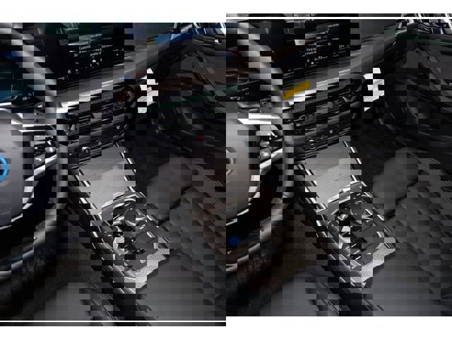 New 2026 BMW i4 xDrive40i w/ Premium Package image 61