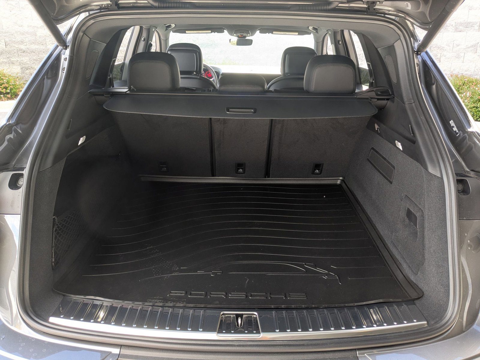 New 2026 Porsche Cayenne image 23