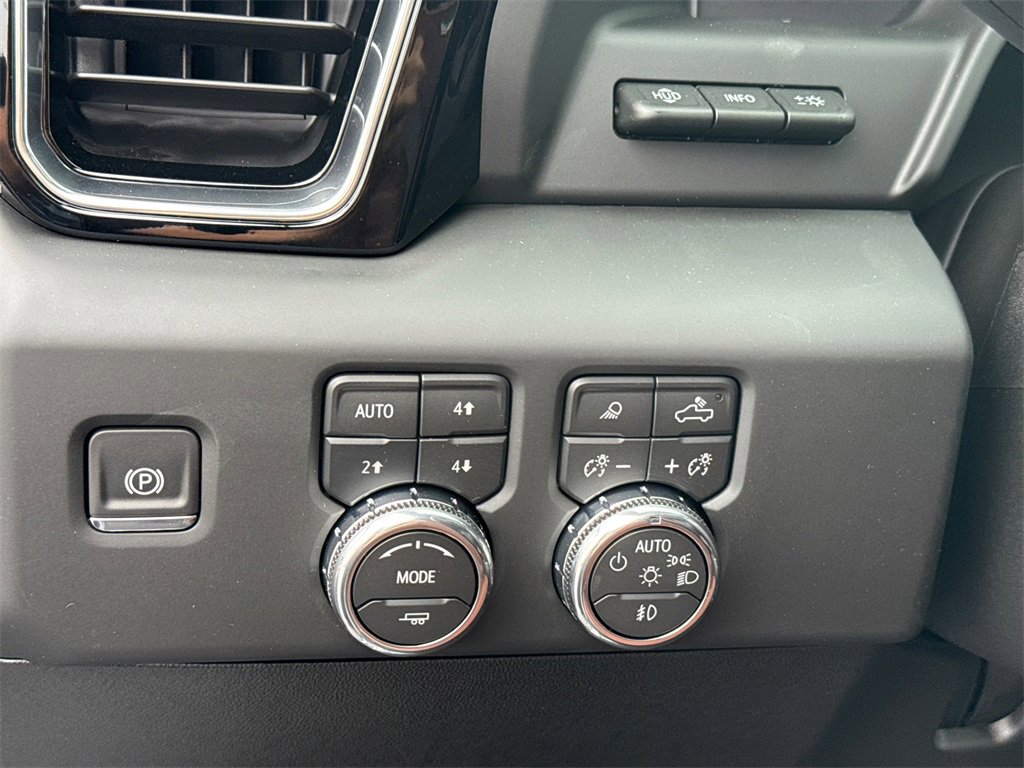New 2026 GMC Sierra 2500 Denali Ultimate w/ Max Trailering Package image 19