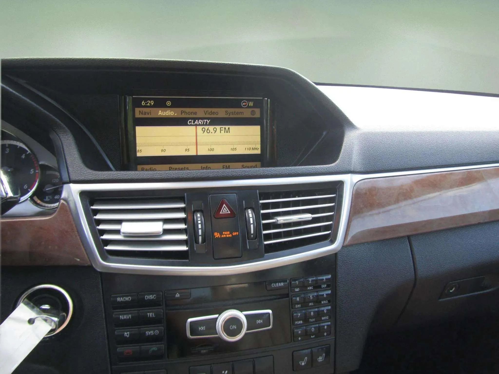 Used 2012 Mercedes-Benz E 350 BlueTEC Sedan image 12