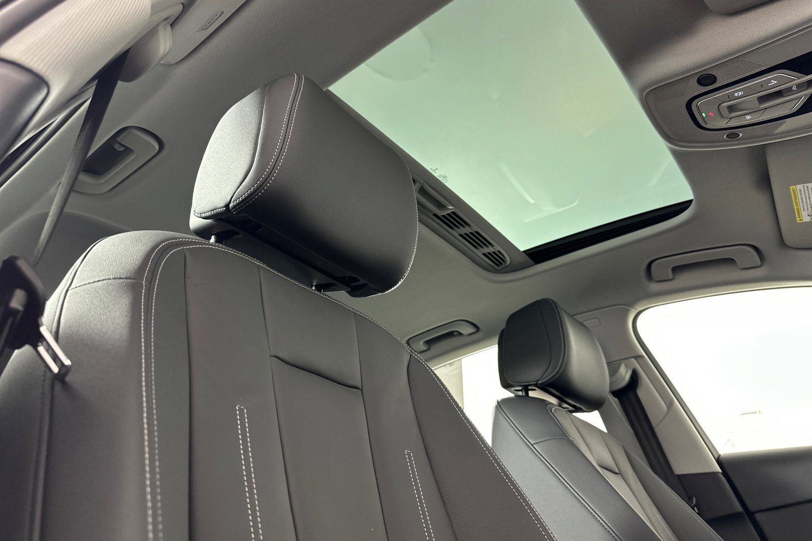 Used 2023 Audi A4 2.0T Premium w/ Convenience Package image 15