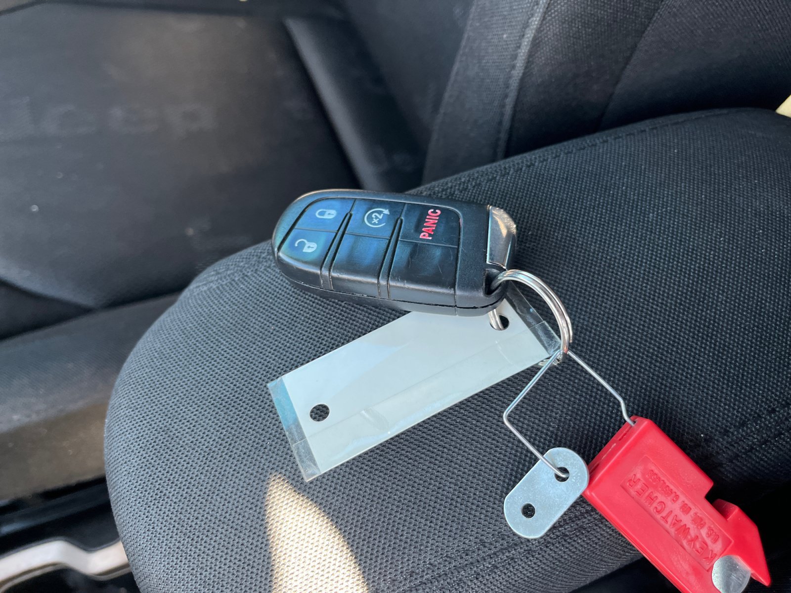 Used 2016 Jeep Renegade Latitude w/ Safety & Security Group FWD image 34