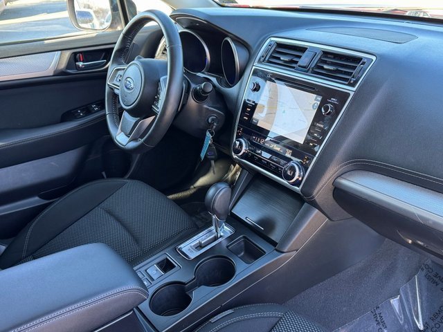 Used 2019 Subaru Outback 2.5i Premium image 10