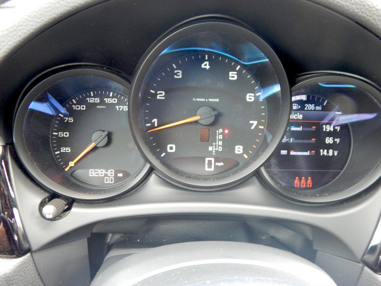 Used 2021 Porsche Macan AWD/4WD image 25