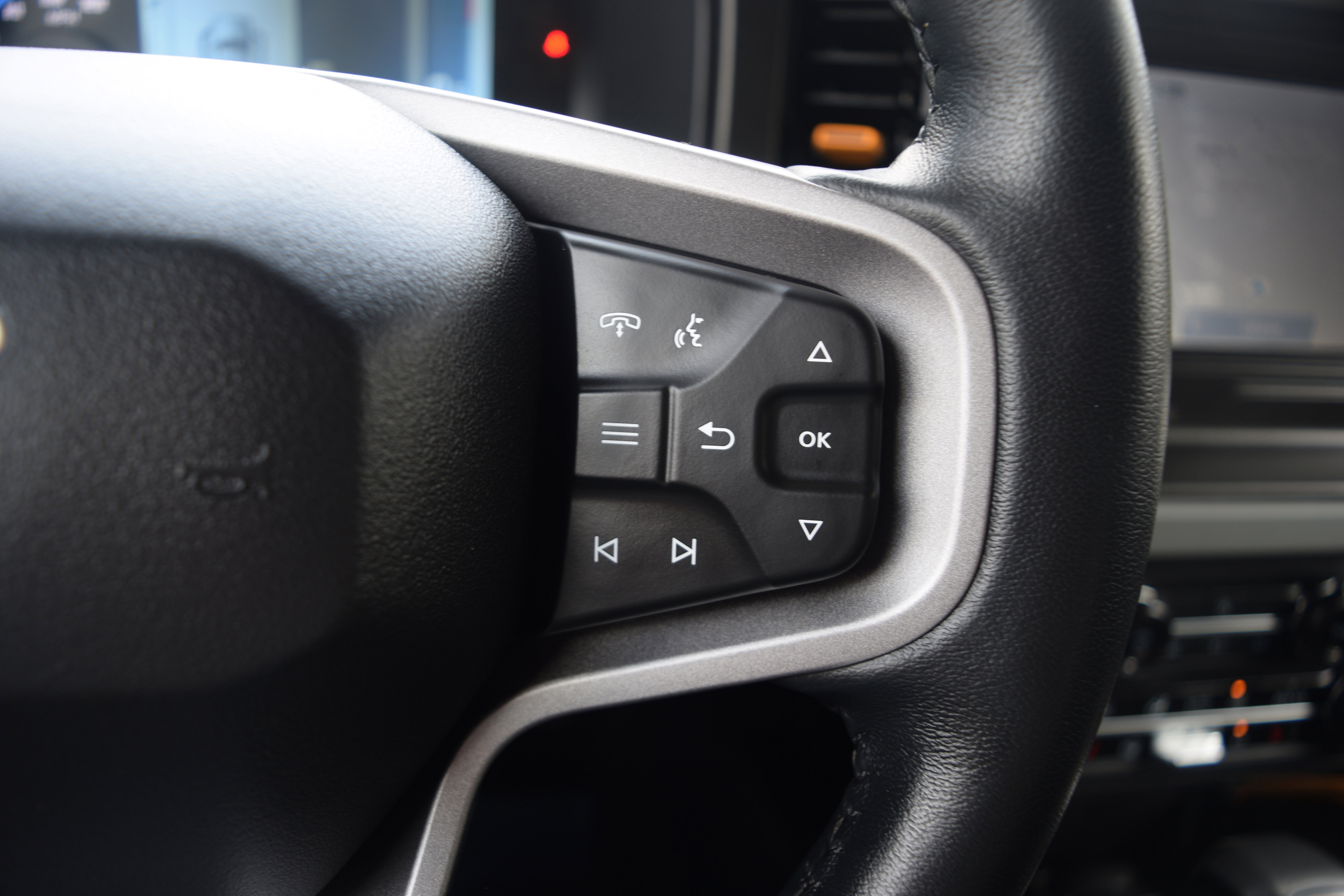 Used 2023 Ford Bronco Badlands w/ Sasquatch Package image 5