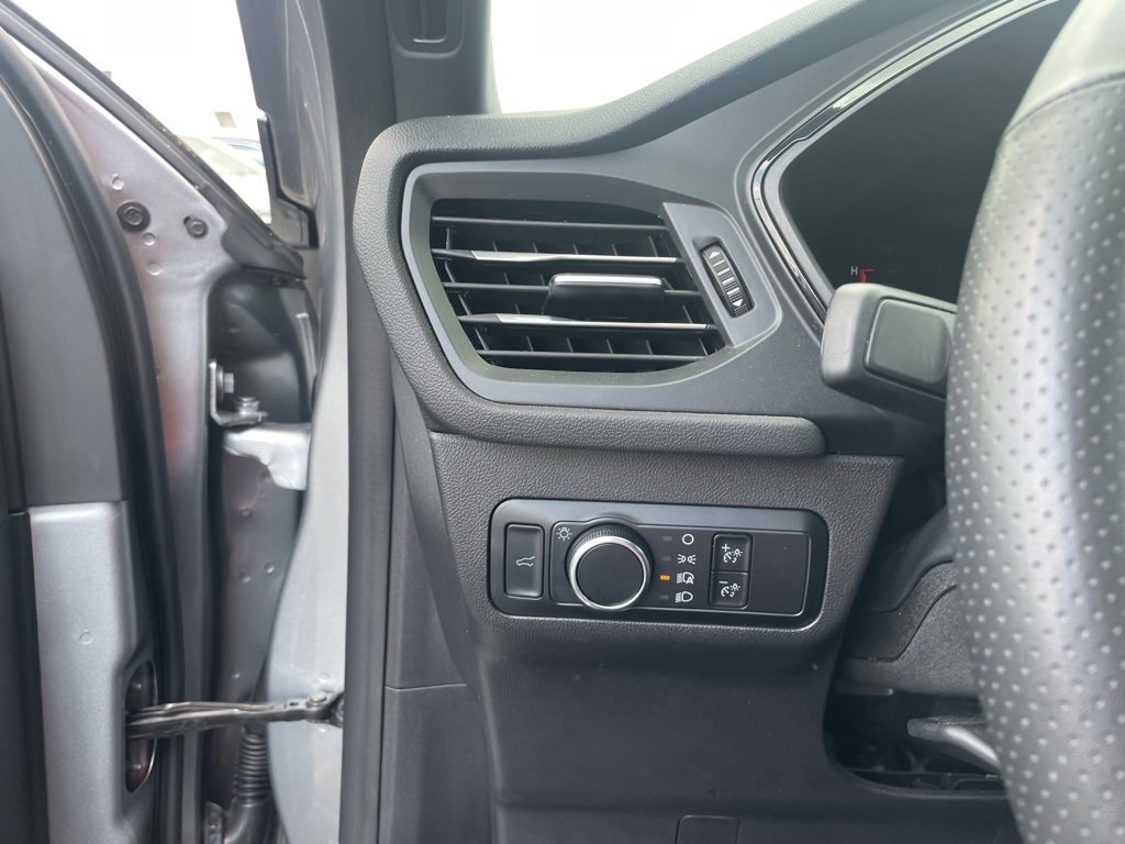 Used 2024 Ford Escape ST-Line image 18