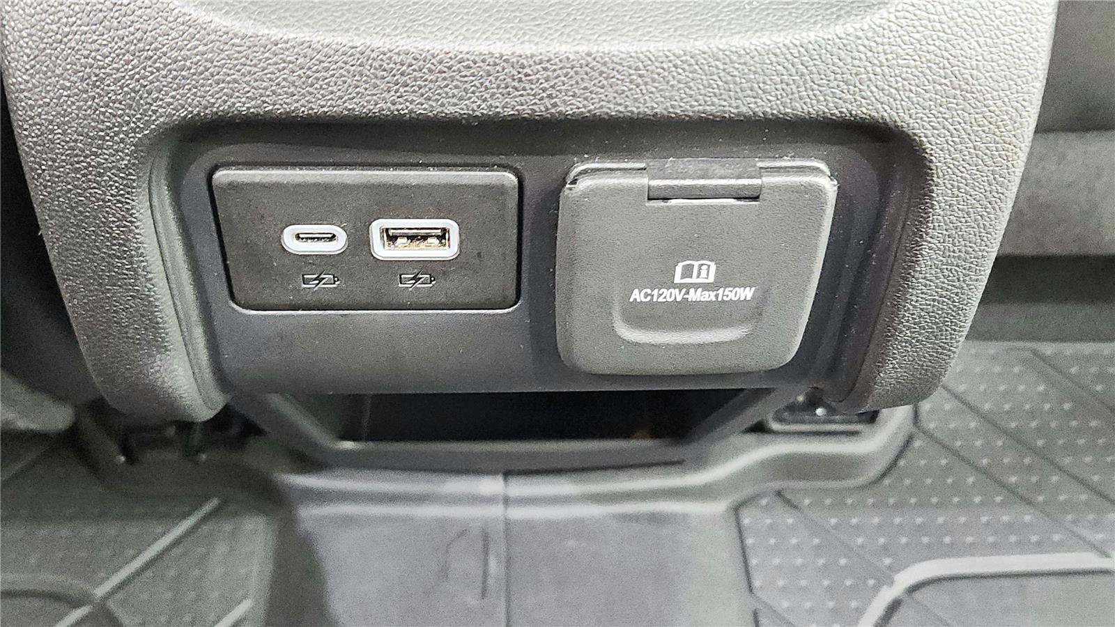 Used 2024 Chevrolet Blazer Premier w/ Driver Confidence II Package FWD image 18