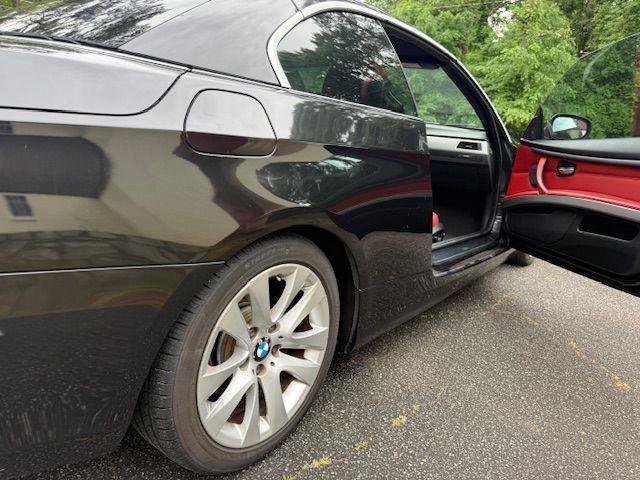 Used 2011 BMW 328i Convertible RWD image 16