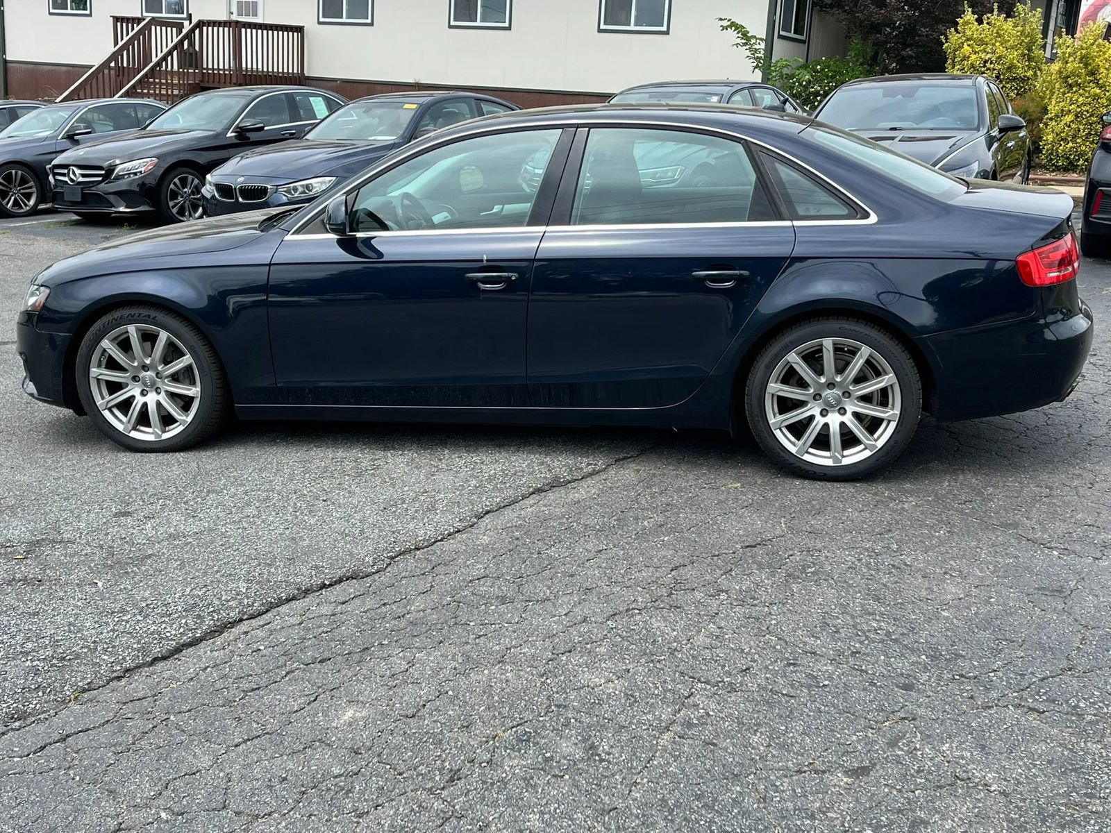 Used 2009 Audi A4 2.0T Premium Plus AWD/4WD image 3