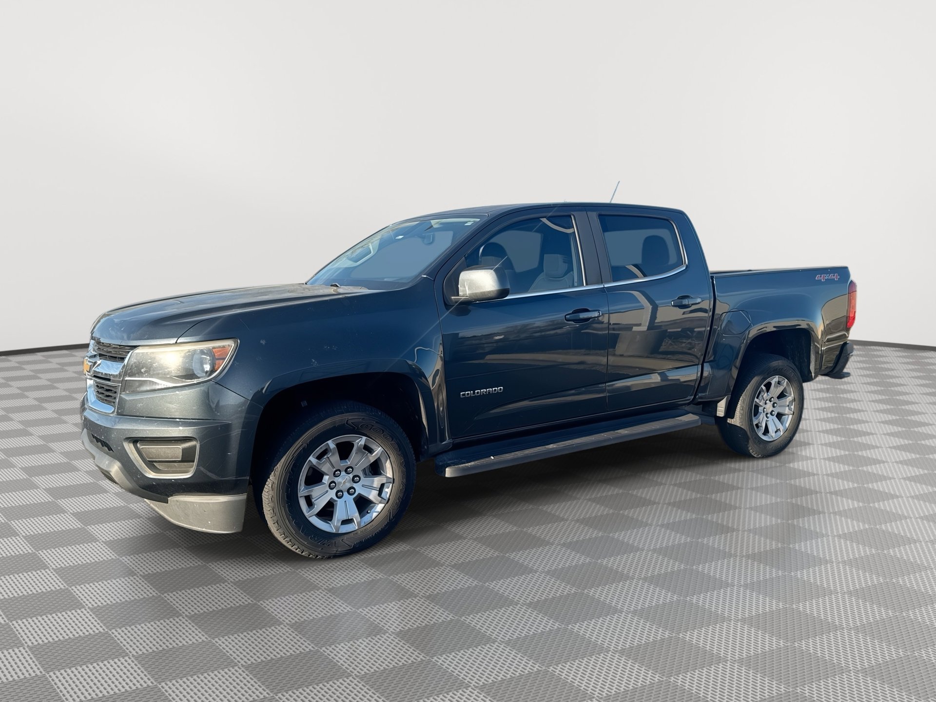 Used 2019 Chevrolet Colorado LT image 1