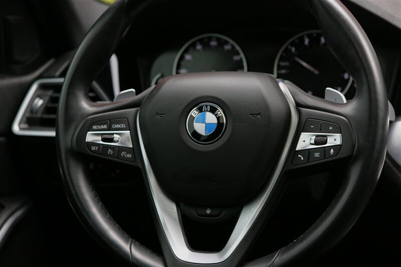 Used 2020 BMW 330i xDrive Sedan w/ Driving Assistance Package AWD/4WD image 20