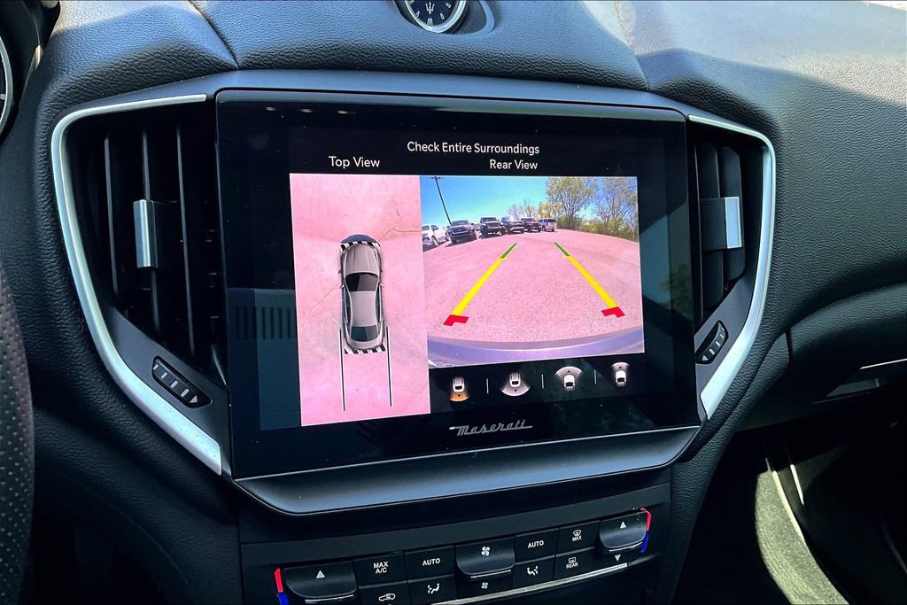 Used 2022 Maserati Ghibli GT image 32