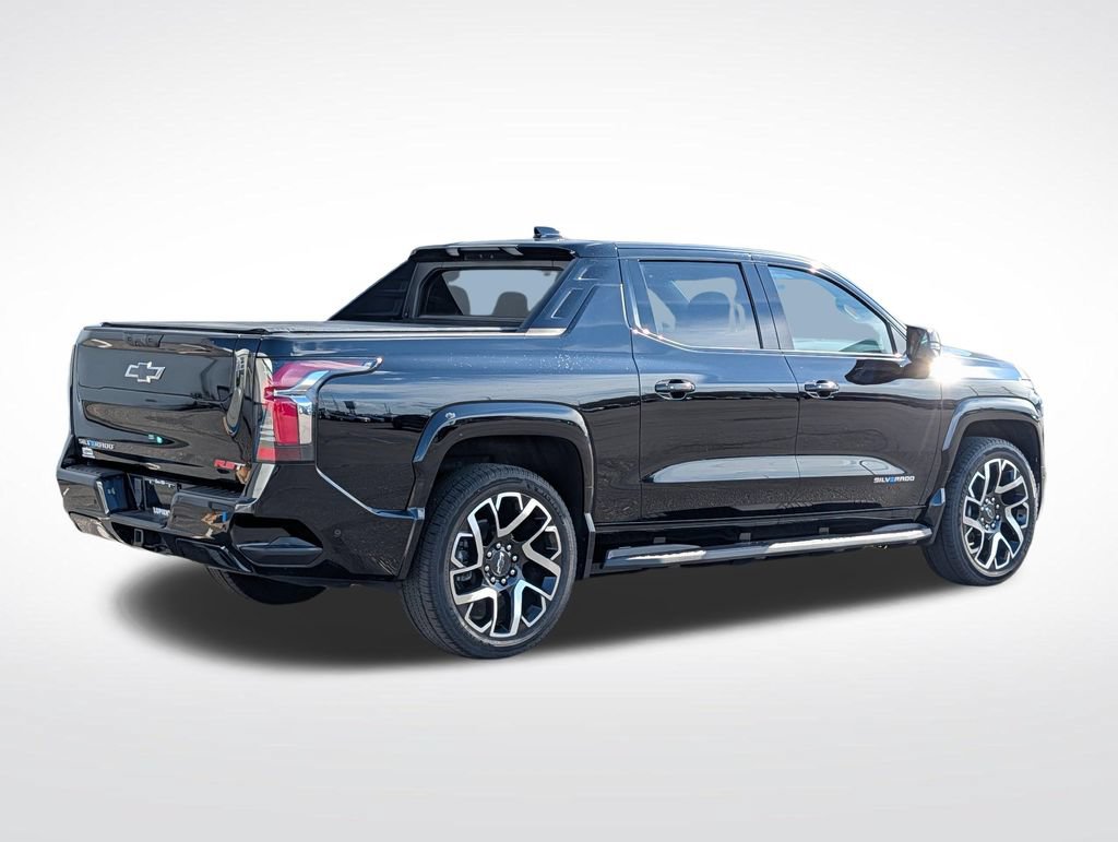 Used 2024 Chevrolet Silverado EV RST AWD/4WD image 3