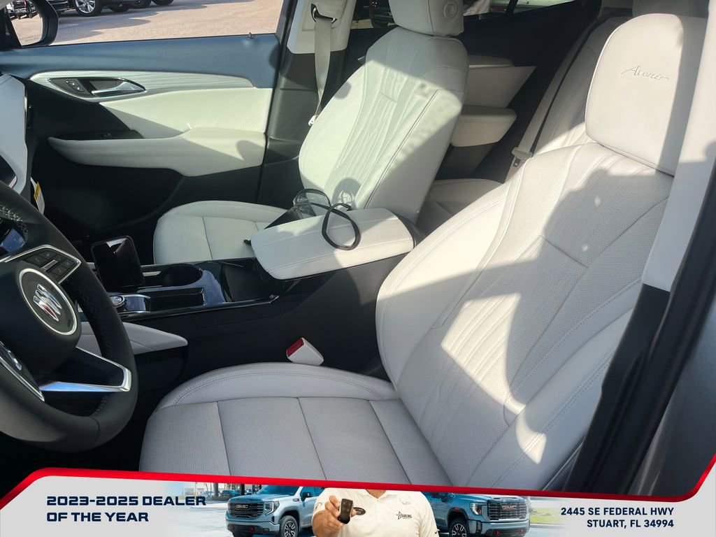 New 2026 Buick Envision Avenir image 16