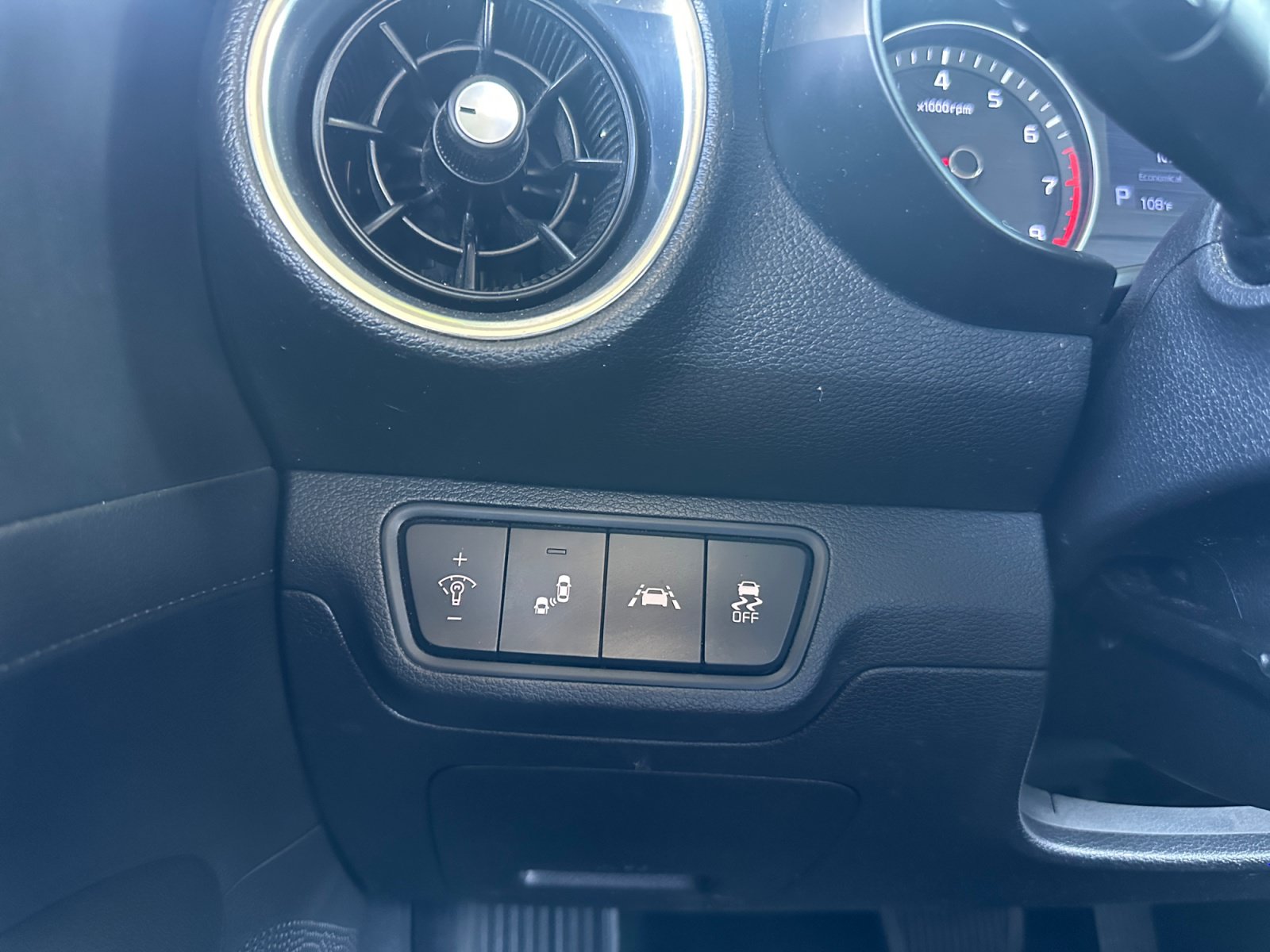 Used 2020 Kia Forte EX FWD image 17