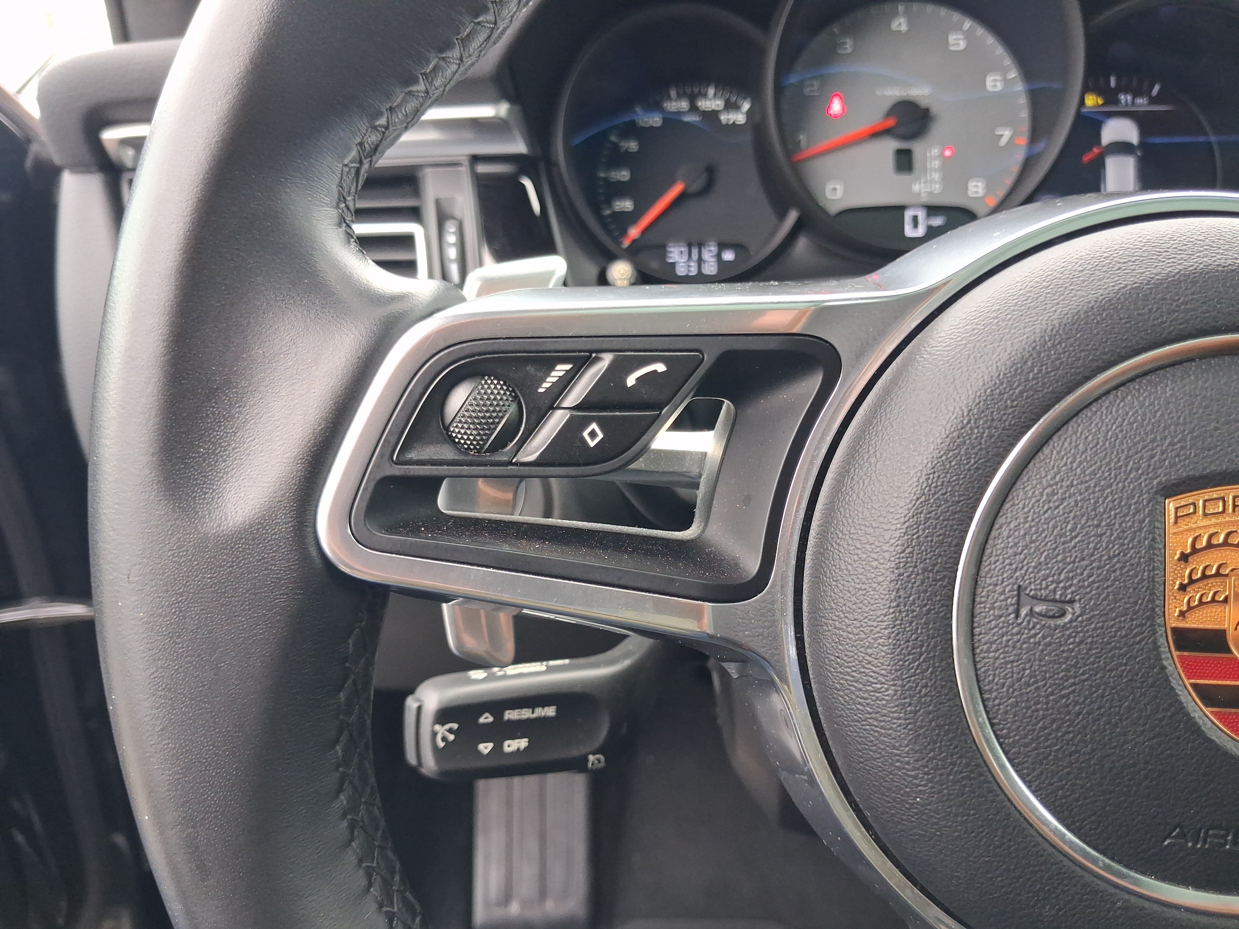 Used 2019 Porsche Macan S AWD/4WD image 17