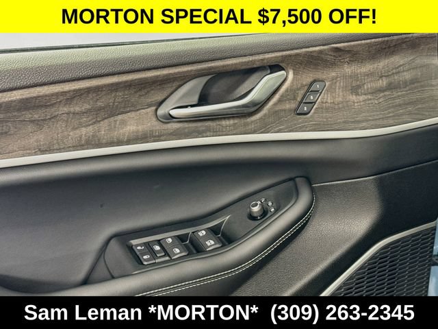 New 2026 Jeep Grand Cherokee L Limited w/ Limited Altitude Package AWD/4WD image 18