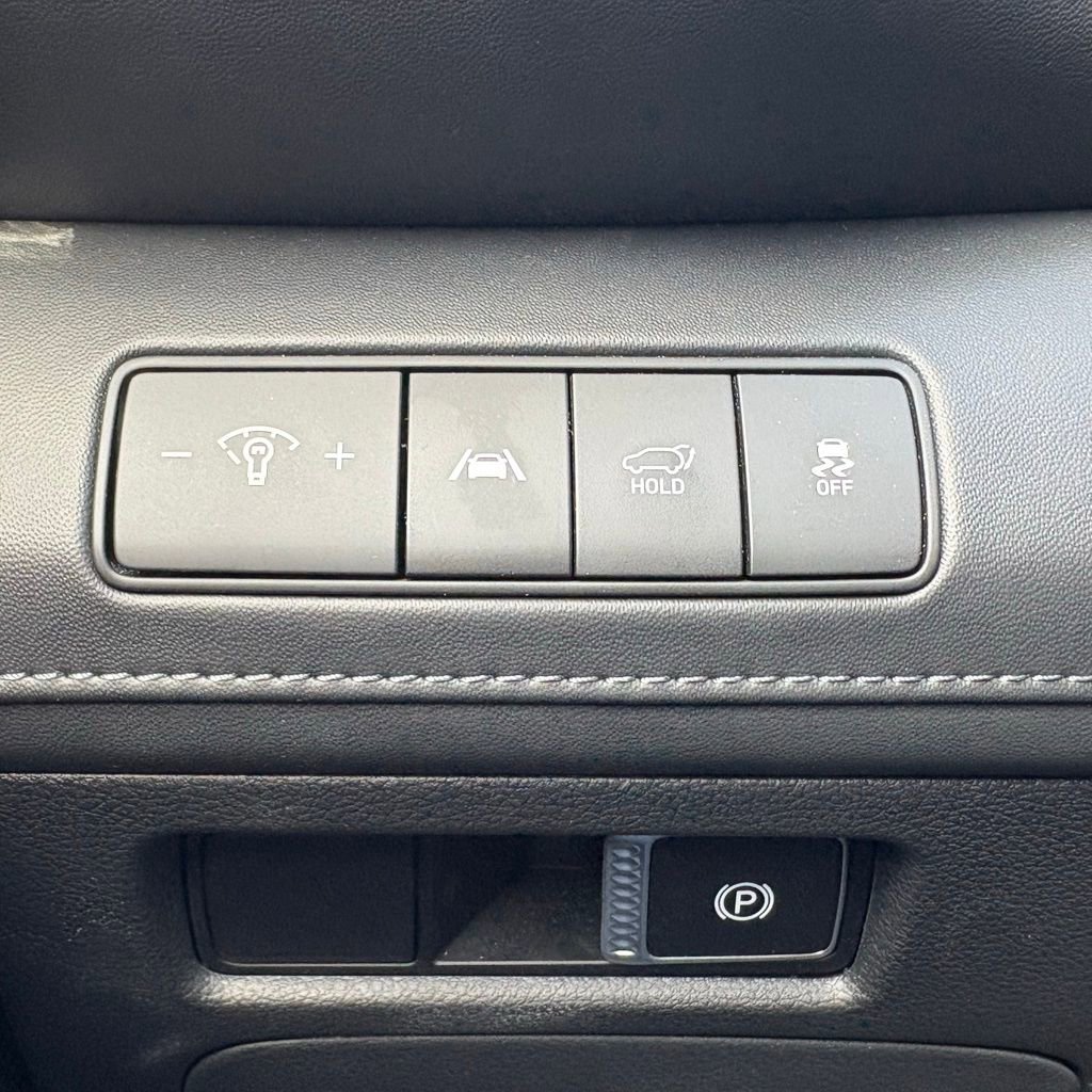 Used 2022 Hyundai Santa Fe Limited image 27