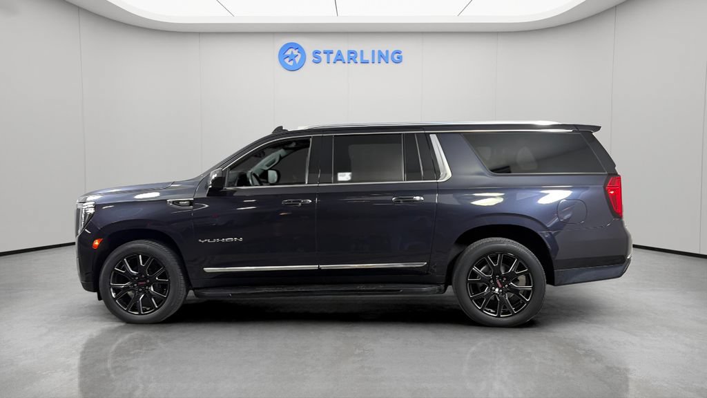 Certified 2023 GMC Yukon XL SLT RWD image 3
