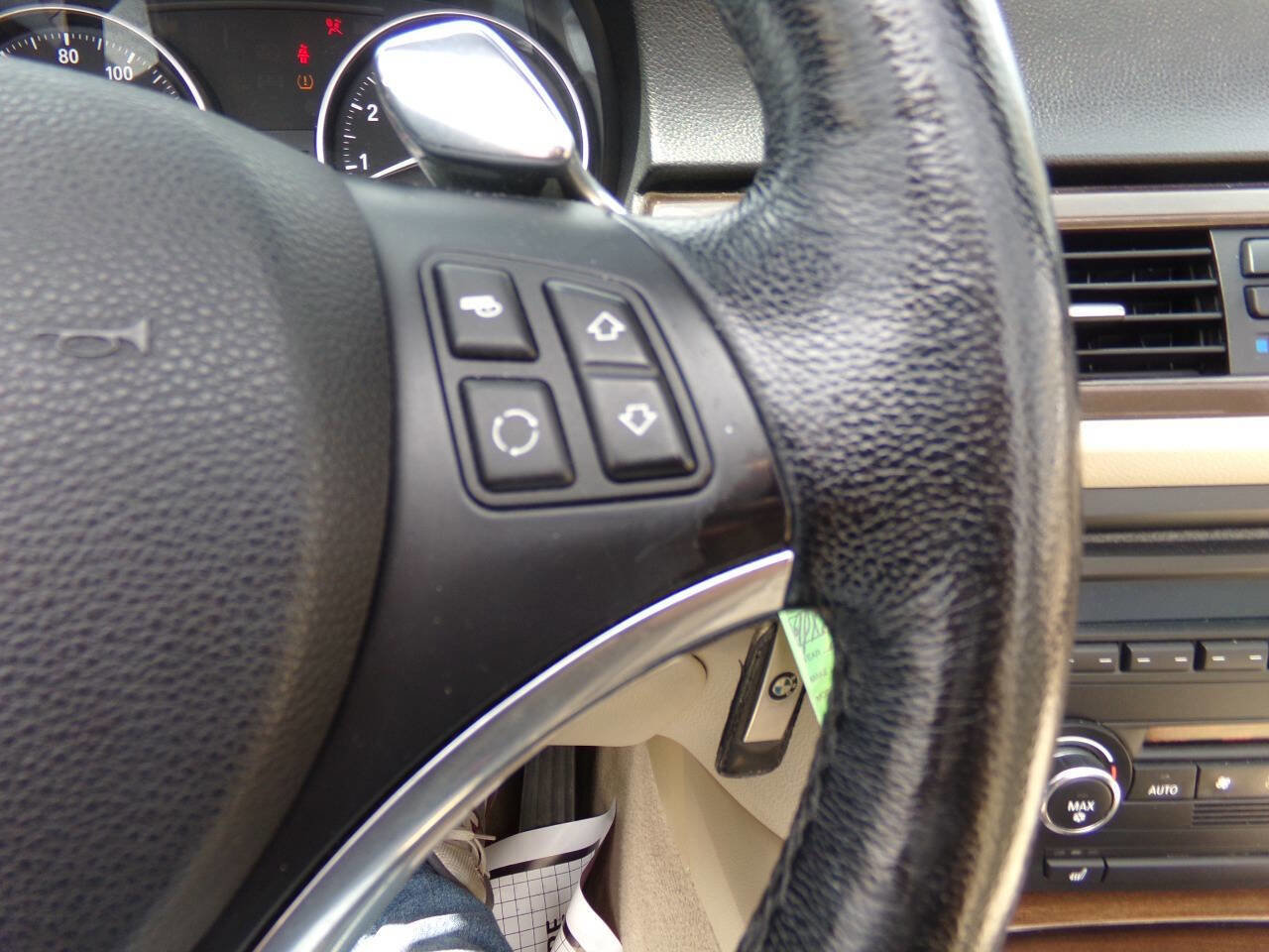 Used 2009 BMW 328i Convertible RWD image 12