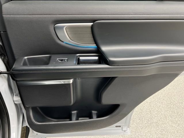 Used 2025 Ford Expedition Platinum AWD/4WD image 47
