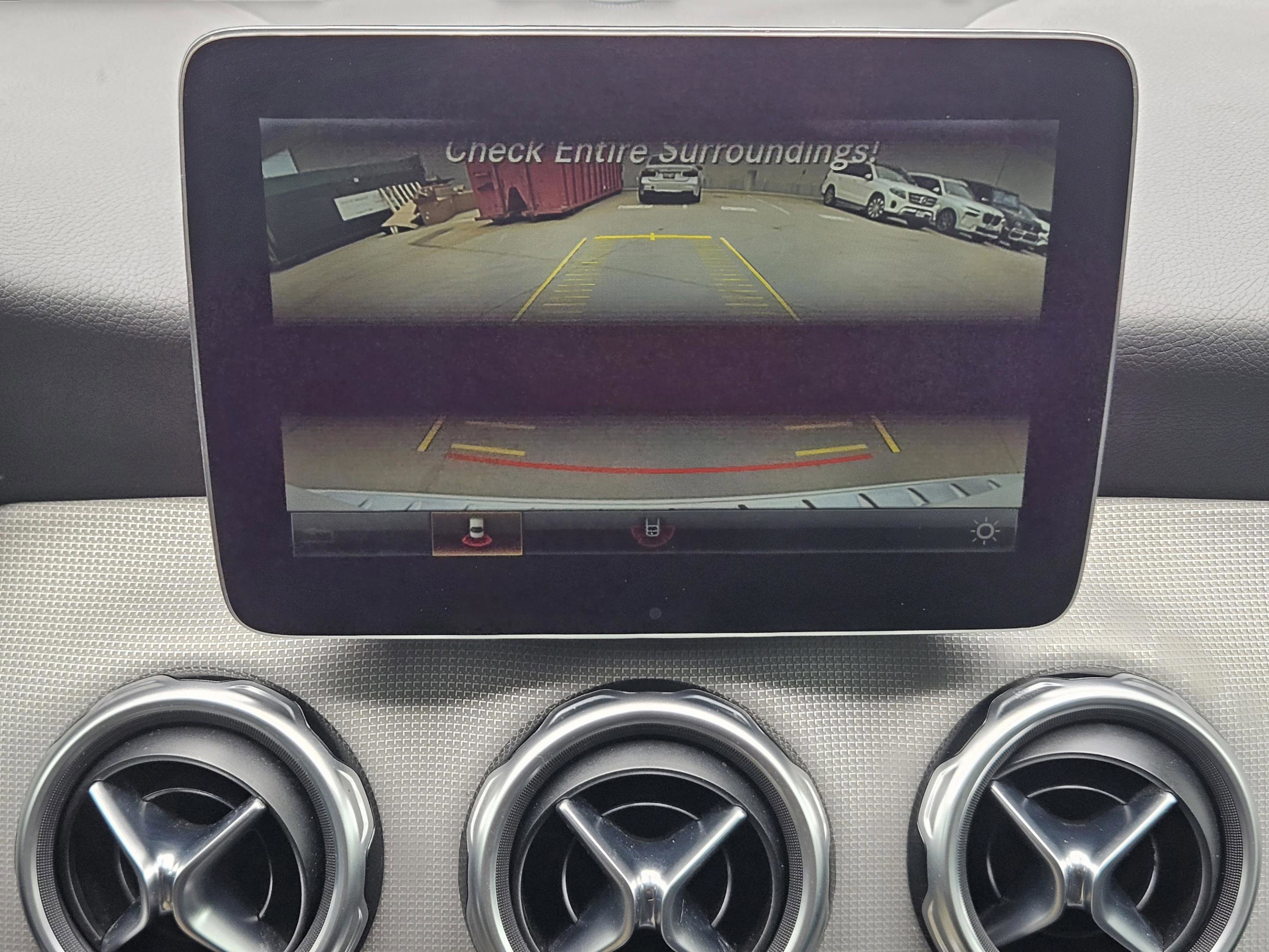 Used 2018 Mercedes-Benz GLA 250 4MATIC image 10