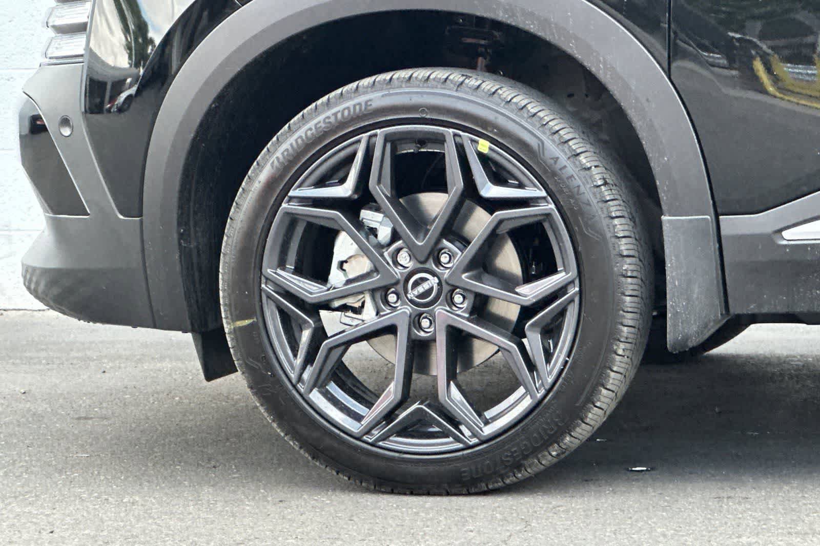 New 2026 Nissan Kicks SR w/ Illumination Package image 30