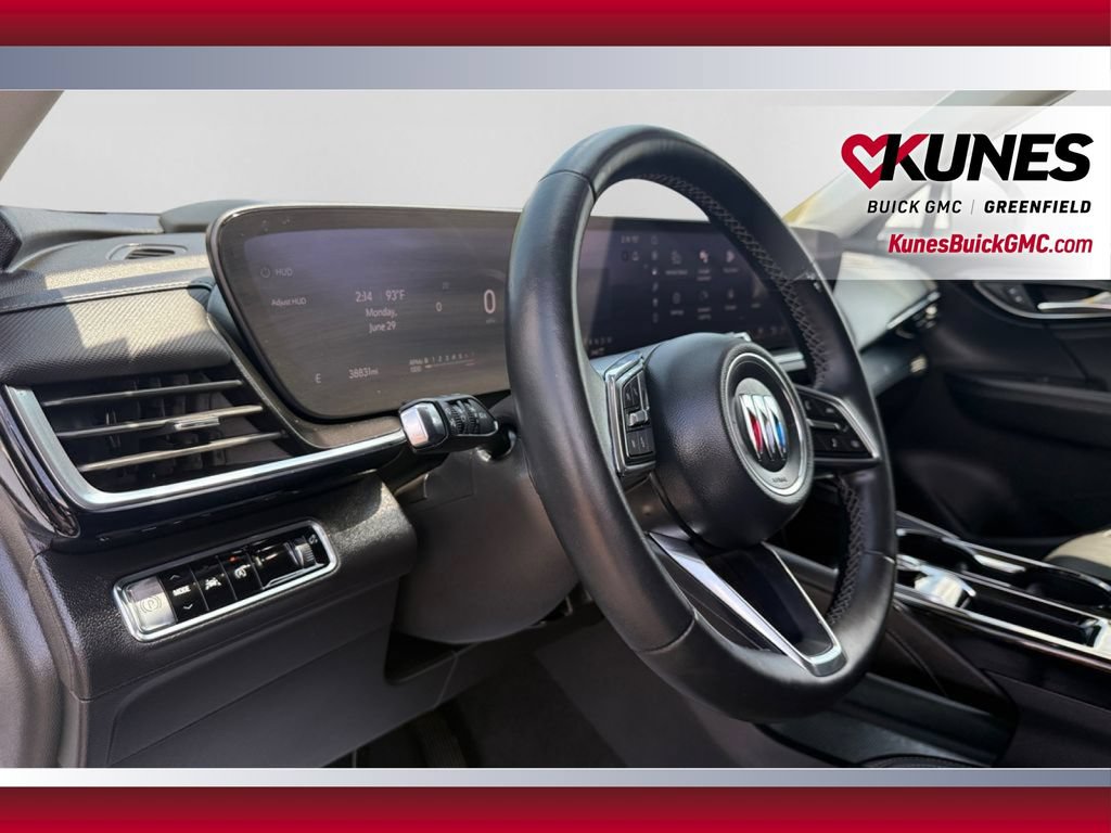 Used 2024 Buick Envision Preferred AWD/4WD image 18