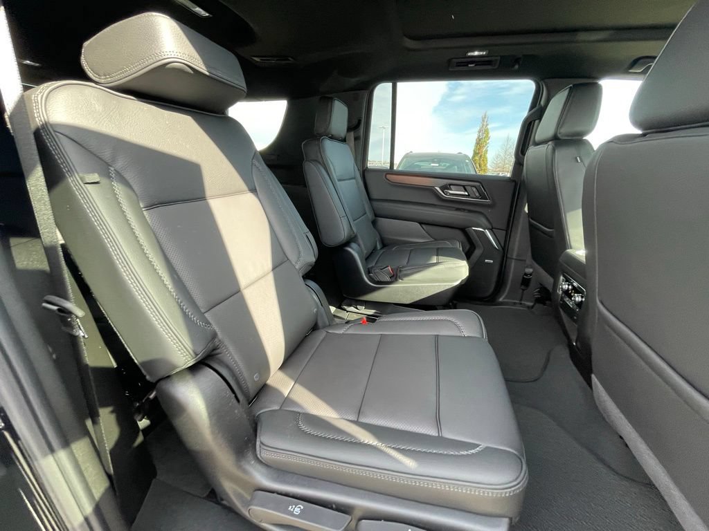 New 2026 GMC Yukon XL Denali w/ Sun & Power Step Package AWD/4WD image 27