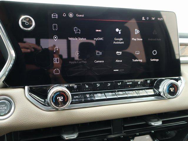 New 2025 GMC Canyon Denali image 26