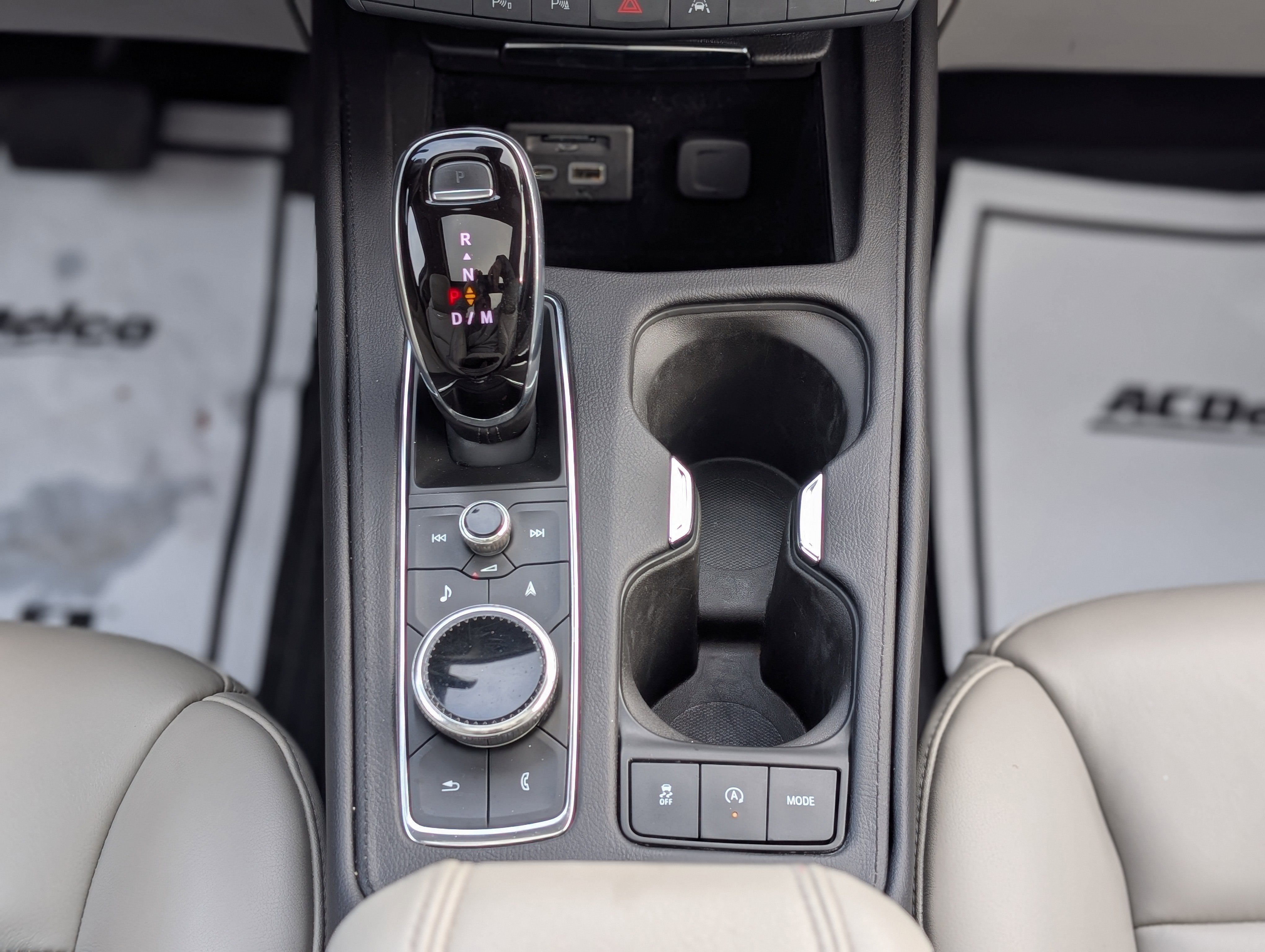 Used 2022 Cadillac XT4 Premium Luxury w/ Sun And Sound Package image 24