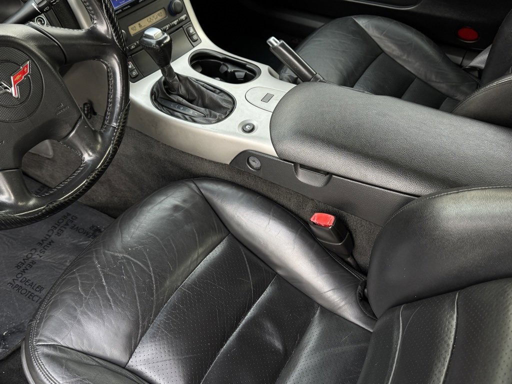 Used 2005 Chevrolet Corvette Coupe w/ Preferred Equipment Group image 6