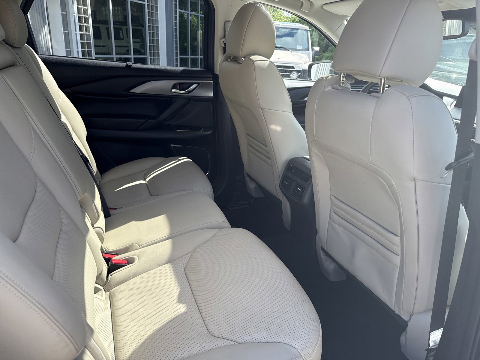 Used 2021 MAZDA CX-9 Touring w/ Touring Premium Package FWD image 31