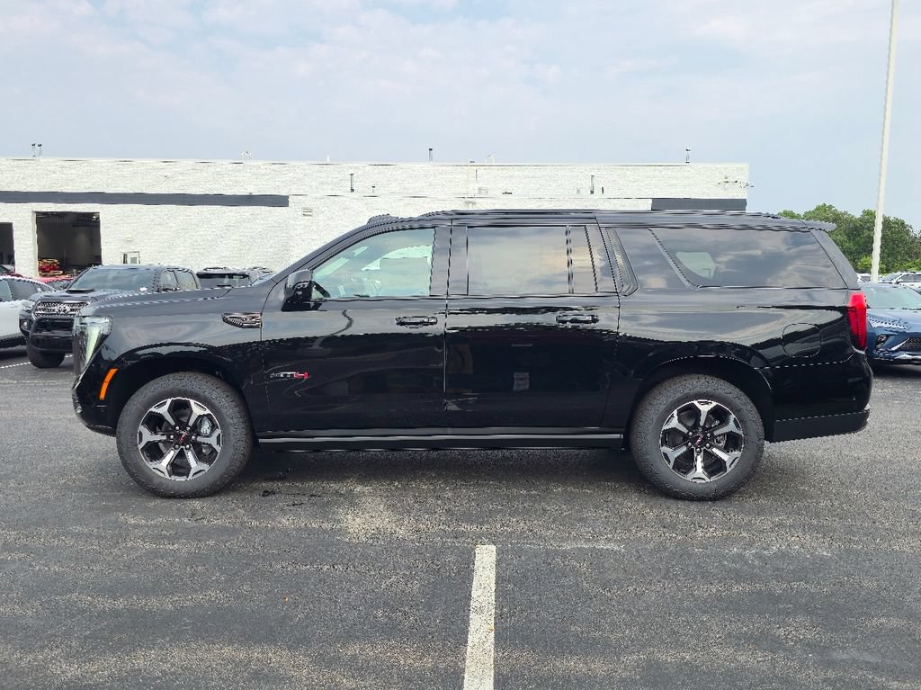 New 2026 GMC Yukon XL AT4 Ultimate AWD/4WD image 11